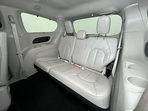 2021 Chrysler Pacifica Hybrid Touring L