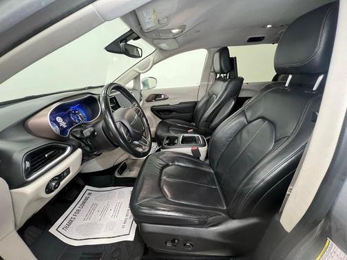 2018 Chrysler Pacifica Touring-L Plus