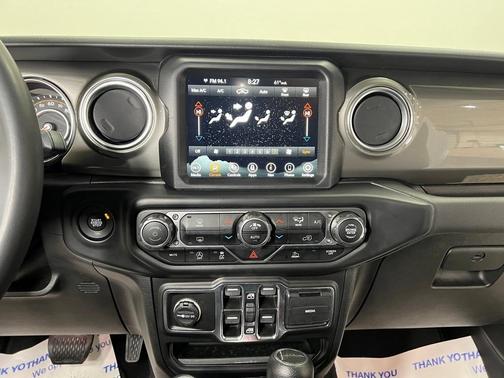 2023 Jeep Gladiator Overland