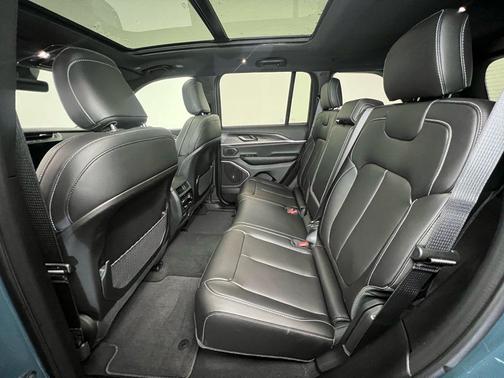 2026 Jeep Grand Cherokee Limited 4x4