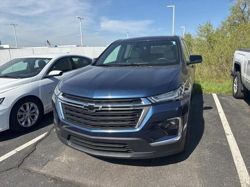 2022 Chevrolet Traverse LS