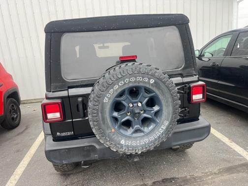 2023 Jeep Wrangler Sport