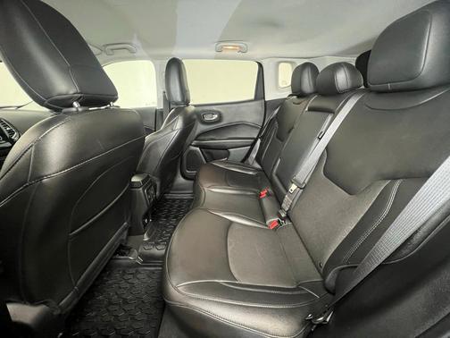 2021 Jeep Compass Altitude