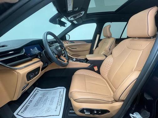 2024 Jeep Grand Cherokee Summit