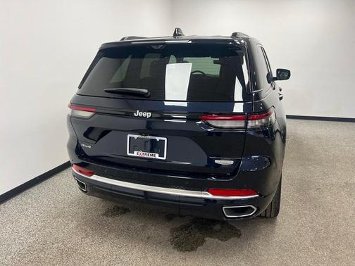 2024 Jeep Grand Cherokee Summit