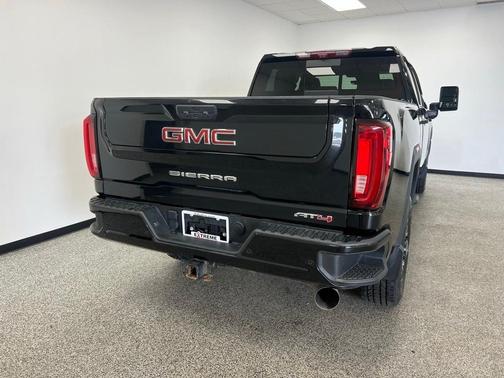 2023 GMC Sierra 2500 AT4