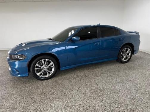 Photo 2 of 17 of 2020 Dodge Charger GT