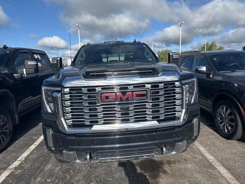 2024 GMC Sierra 2500 Denali