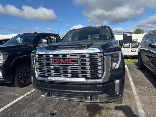 2024 GMC Sierra 2500 Denali