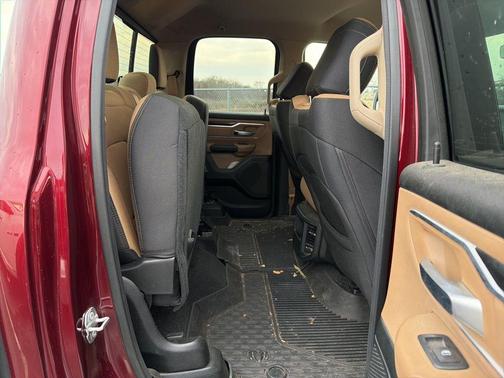 Delmonico Red Pearlcoat 2019 RAM 1500 Big Horn