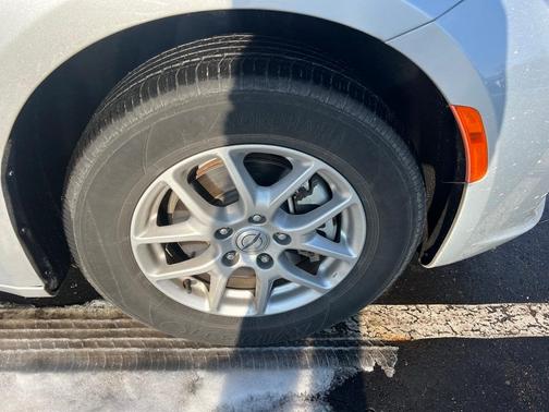 2024 Chrysler Pacifica Touring-L