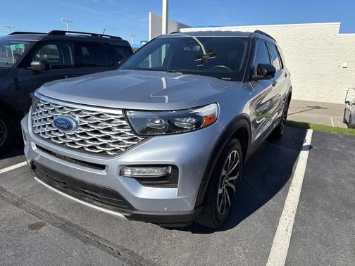 2022 Ford Explorer ST-Line