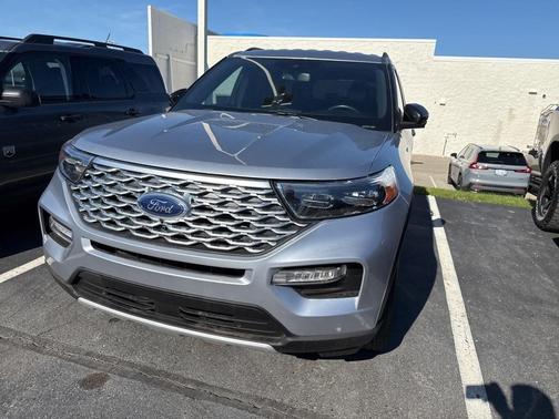 2022 Ford Explorer ST-Line