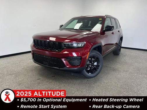 2025 Jeep Grand Cherokee Laredo