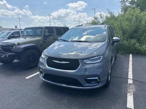2023 Chrysler Pacifica Limited