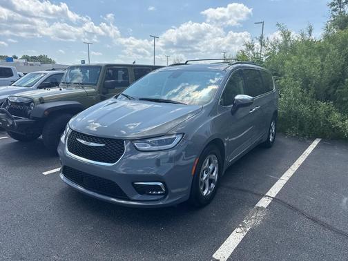 2023 Chrysler Pacifica Limited