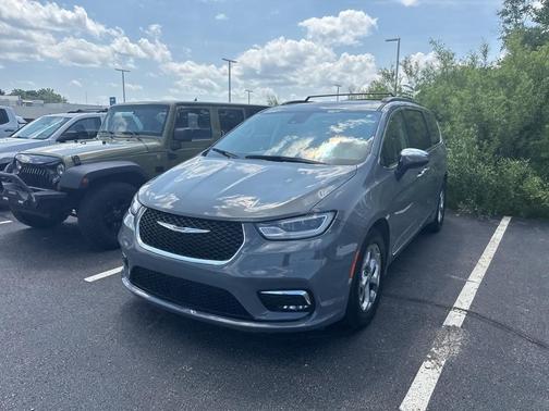 2023 Chrysler Pacifica Limited