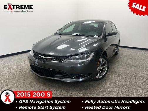 2015 Chrysler 200 S