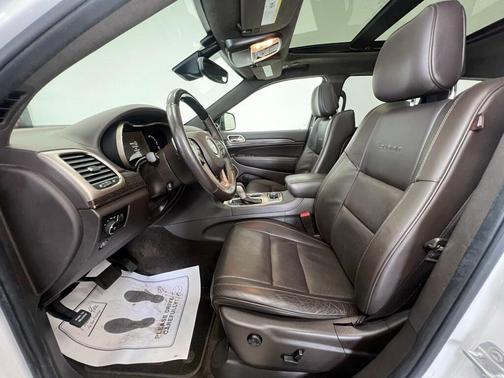2017 Jeep Grand Cherokee Summit