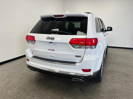 2017 Jeep Grand Cherokee Summit