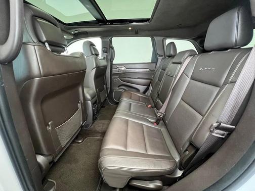 2017 Jeep Grand Cherokee Summit