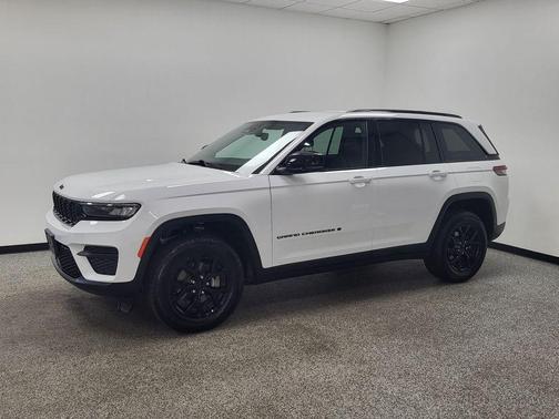 2024 Jeep Grand Cherokee Laredo