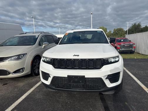 2024 Jeep Grand Cherokee Laredo