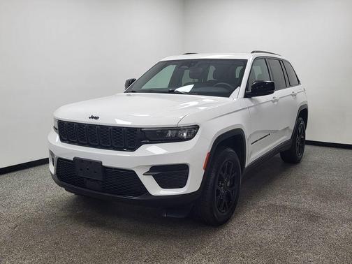 2024 Jeep Grand Cherokee Laredo