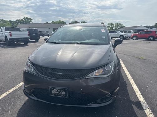 2018 Chrysler Pacifica Touring-L Plus