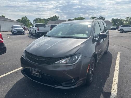 2018 Chrysler Pacifica Touring-L Plus