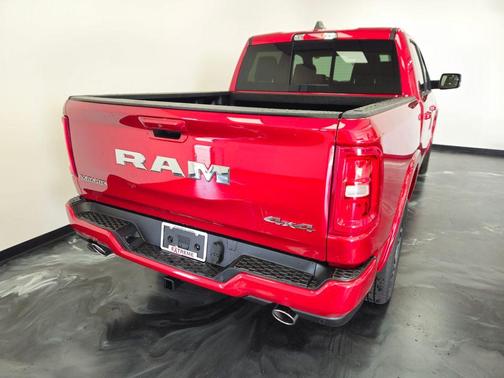 Molten Red Pearlcoat 2026 RAM 1500 Laramie