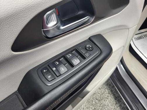 2019 Chrysler Pacifica LX