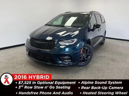 2025 Chrysler Pacifica Hybrid Select