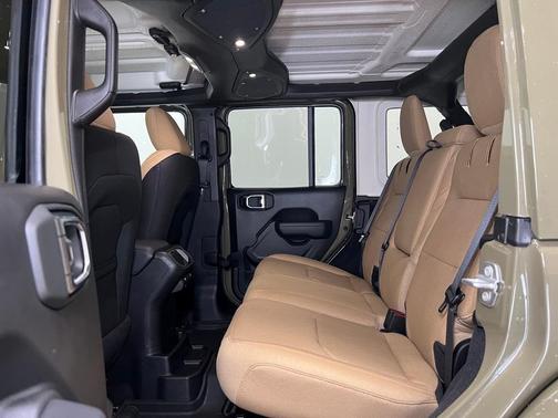 2025 Jeep Wrangler 4xe Sport