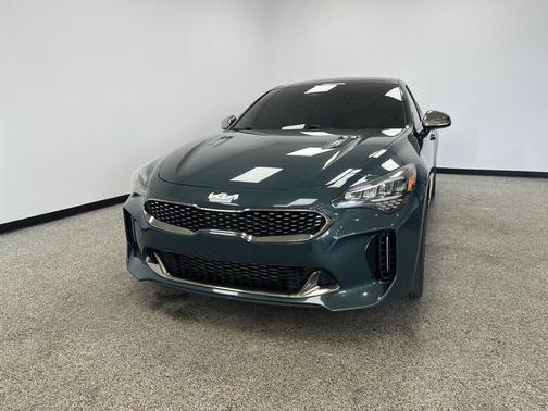 2022 Kia Stinger GT1