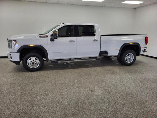 2022 GMC Sierra 3500 Denali