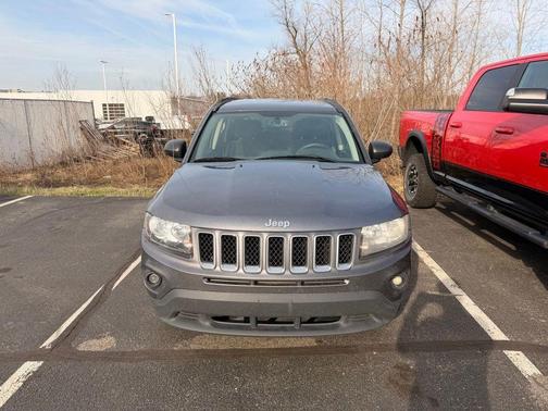 Granite Crystal Clearcoat Metallic 2016 Jeep Compass Sport