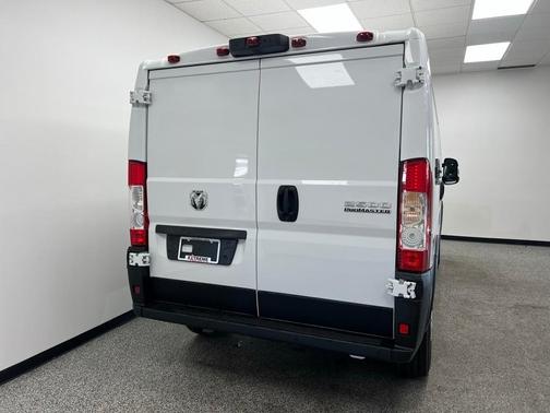 2025 RAM ProMaster 2500 Base