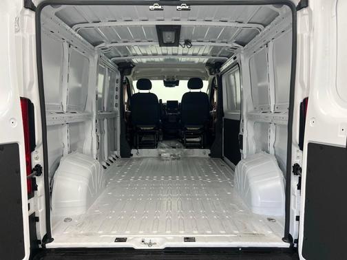 2025 RAM ProMaster 2500 Base