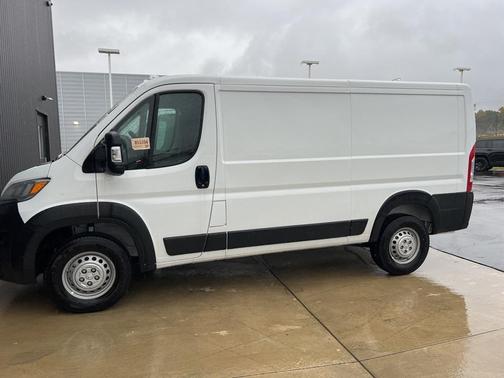 2025 RAM ProMaster 2500 Base