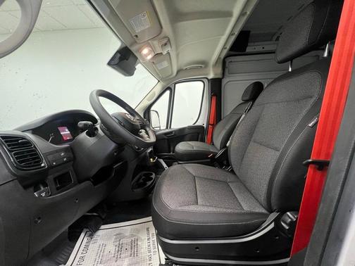 2025 RAM ProMaster 2500 High Roof