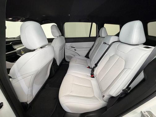 2026 Jeep Cherokee LAREDO/LIMITED