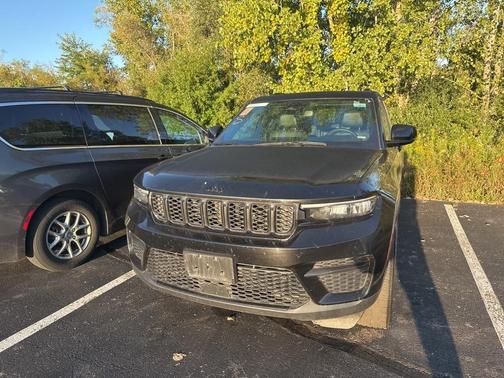 2024 Jeep Grand Cherokee Laredo