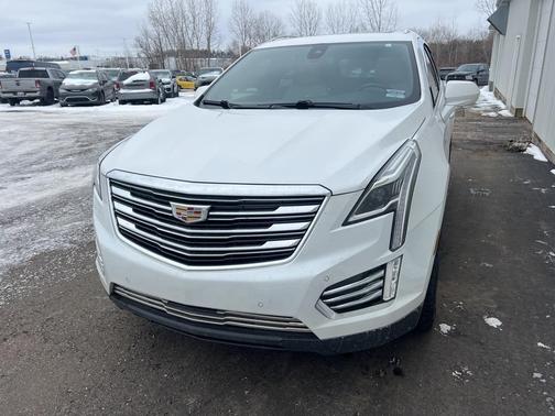 2017 Cadillac XT5 Premium Luxury