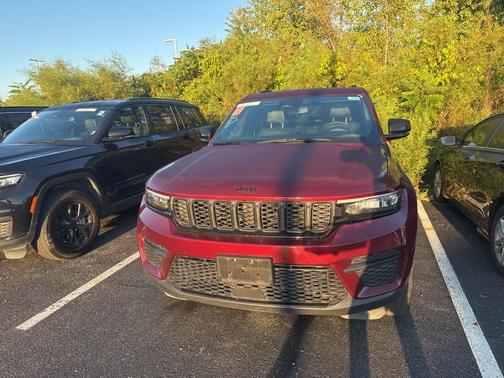 2024 Jeep Grand Cherokee Laredo