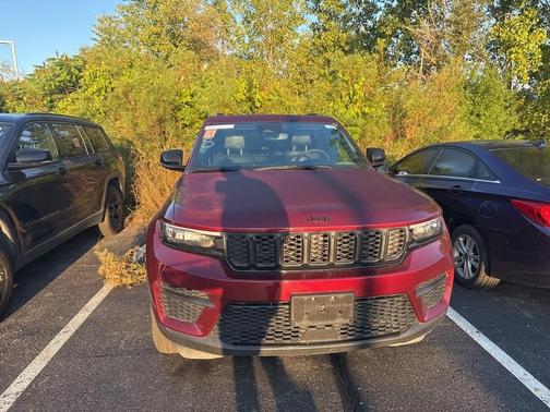 2024 Jeep Grand Cherokee Laredo