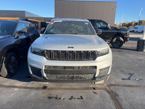 2024 Jeep Grand Cherokee L Laredo
