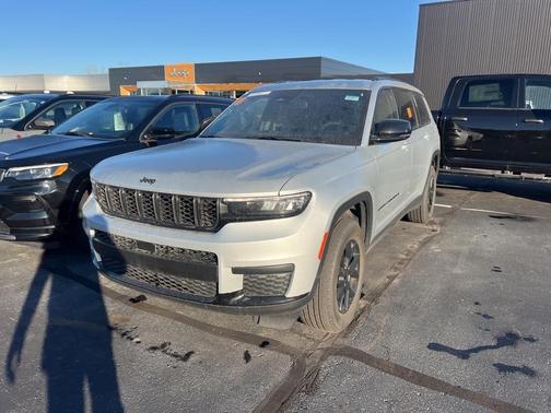 2024 Jeep Grand Cherokee L Laredo