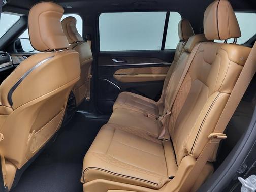 2024 Jeep Grand Cherokee L Summit