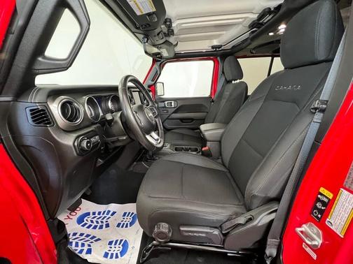 2022 Jeep Wrangler Unlimited Sahara